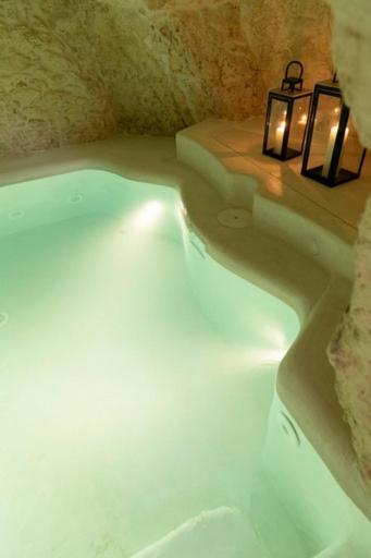 مبيت وإفطار أوستوني Alesia Luxury Cave المظهر الخارجي الصورة